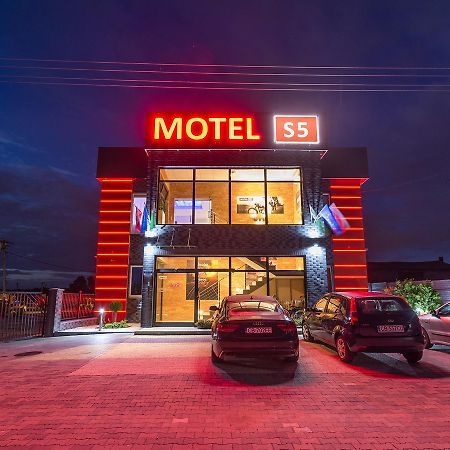Motel S5 Zbrachlin Экстерьер фото