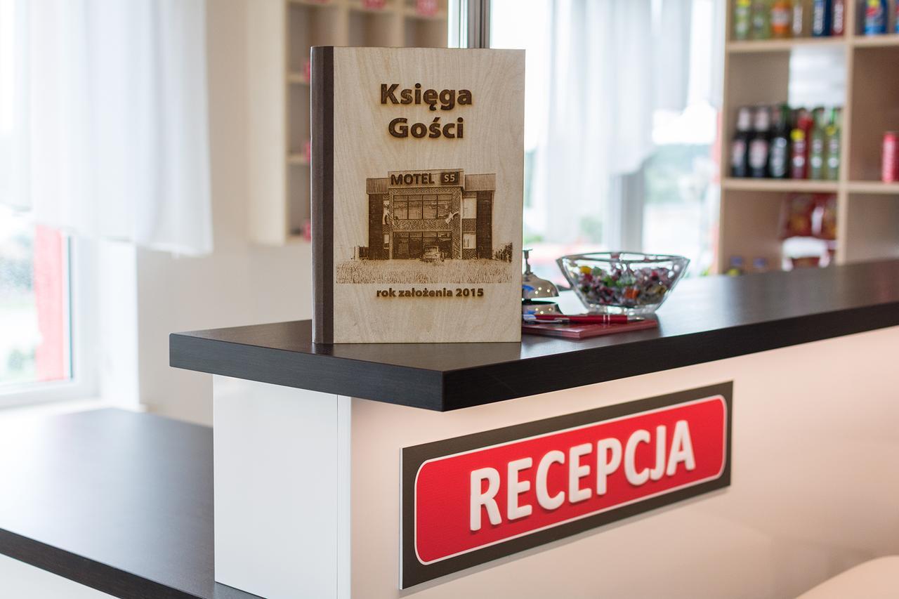 Motel S5 Zbrachlin Экстерьер фото