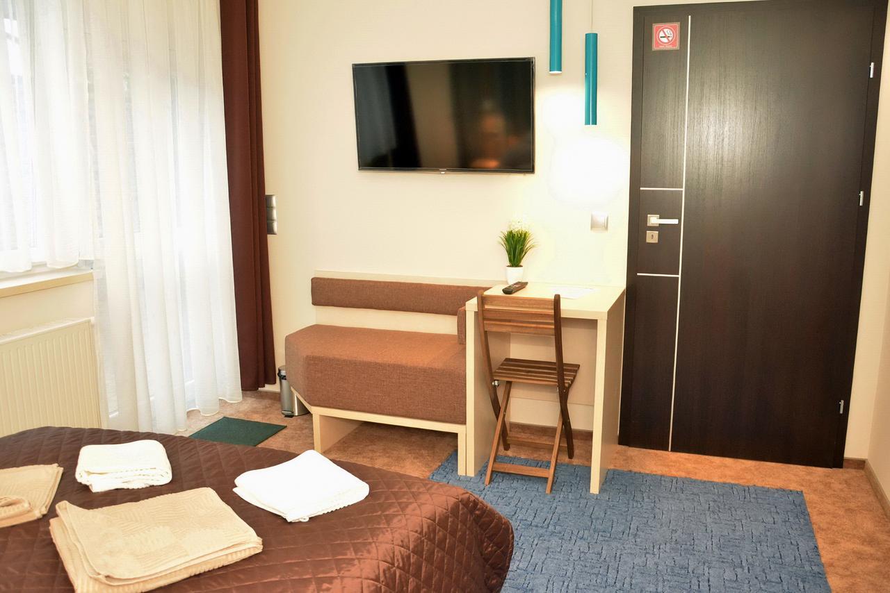Motel S5 Zbrachlin Экстерьер фото