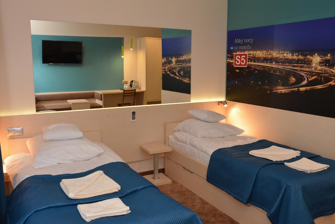 Motel S5 Zbrachlin Экстерьер фото